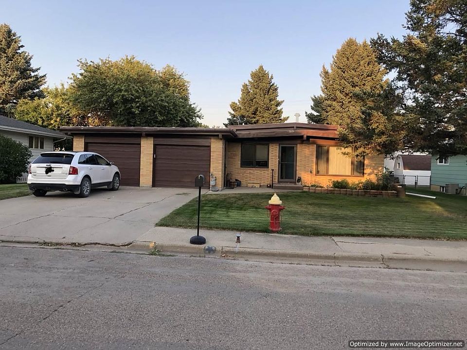 1st image of 742 N Teton Ave