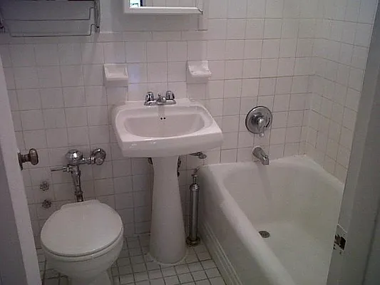 Rented by DSA Realty | media 21