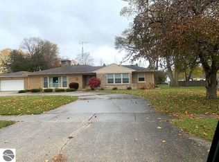 141 S Cass St, Standish, MI 48658