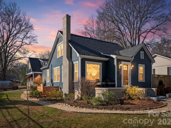 143 E Stewart Ave, Mooresville, NC 28115