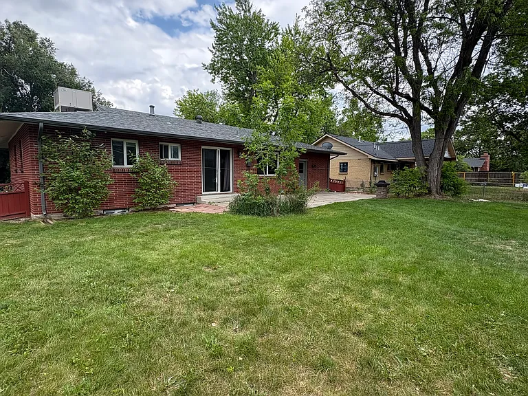 35 Cody Ct — Photo 2