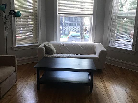3rd image of 2444 W Haddon Ave #1