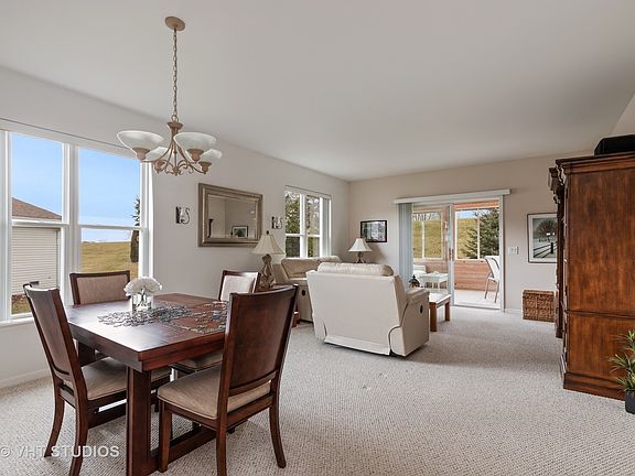 5th image of 3844 Fox Hunt Way