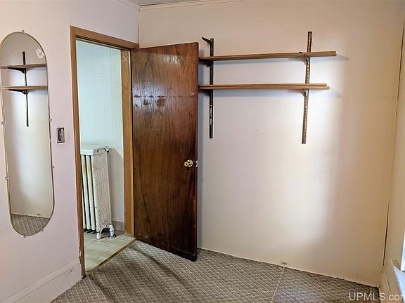 2nd image of 414 W Michigan St