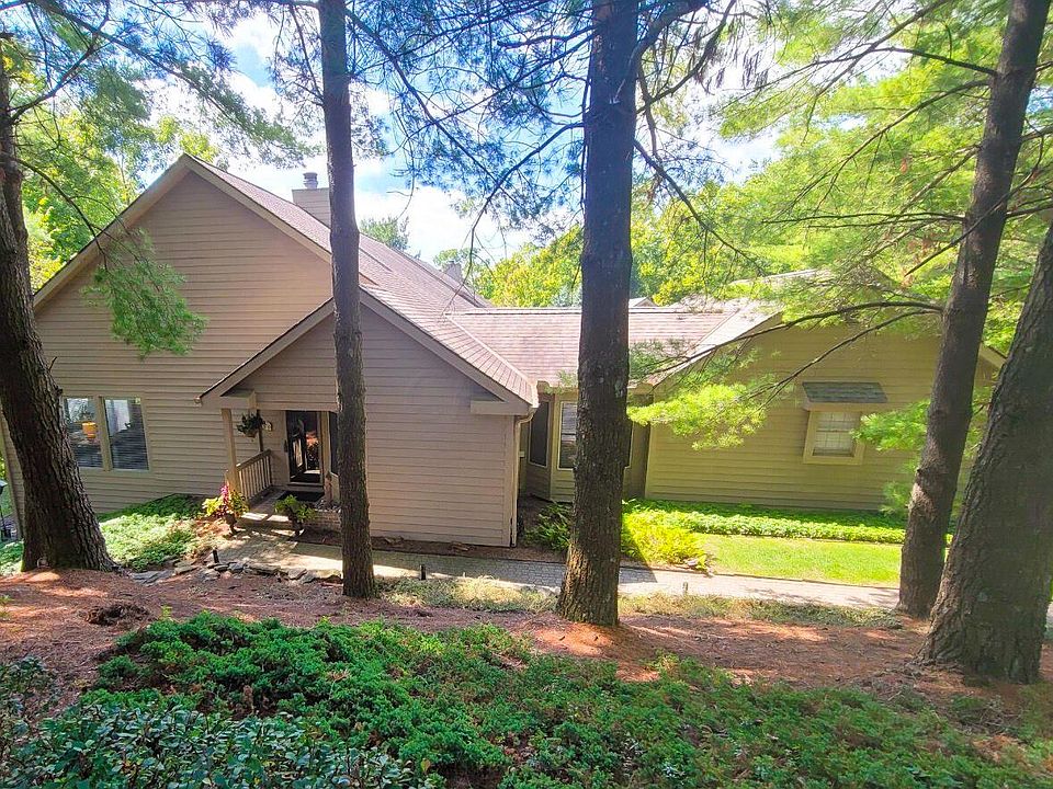 1st image of 51 Donald Ross Dr