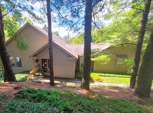 51 Donald Ross Dr, Granville, OH 43023