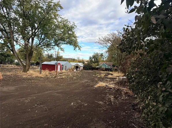 111 N C Street, Prescott, WA 99348
