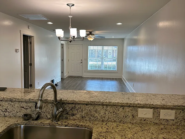 95 Valley Dr #95 — Photo 11