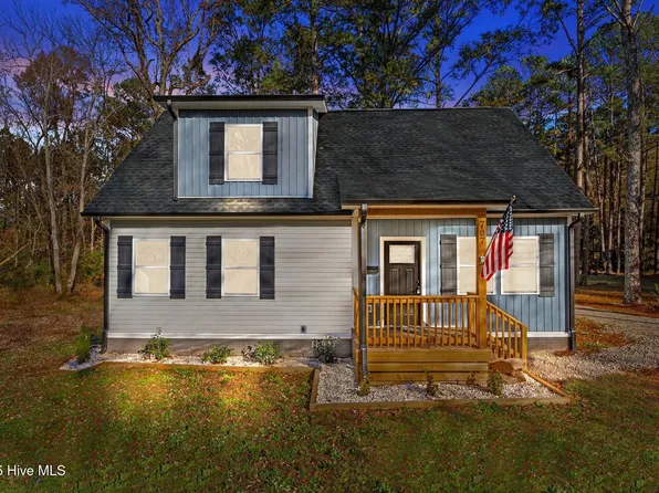 707 S 3rd Street, Sanford, NC 27330