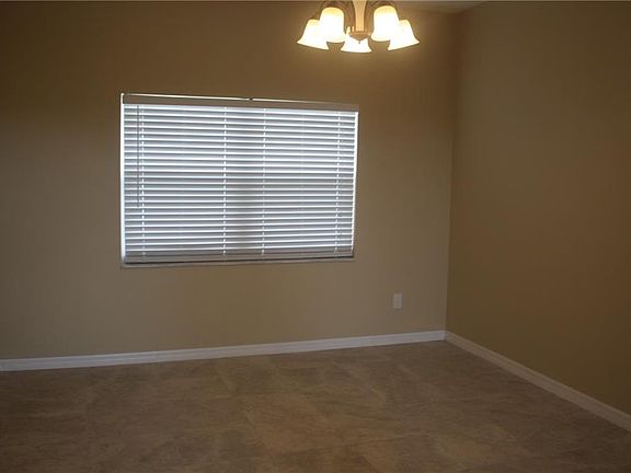 3rd image of 2721 Patrician Cir
