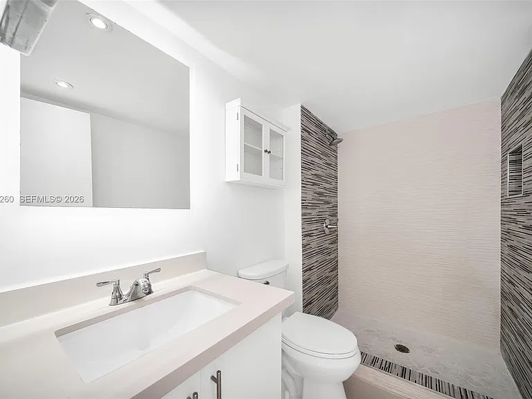 100 Bayview Dr #408 — Photo 22