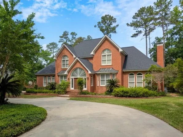 9035 Winged Foot Dr, Tallahassee, FL 32312