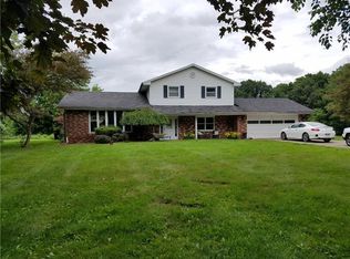 3109 New Butler Rd, New Castle, PA 16101