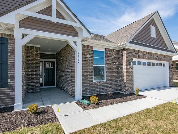 4th image of 1100 Cortland Ln