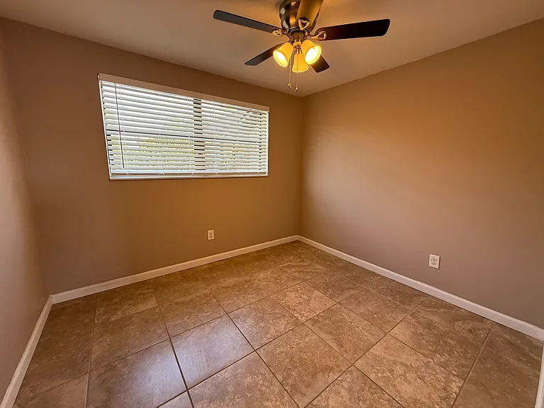 6014 Southern Comfort Blvd — Photo 16