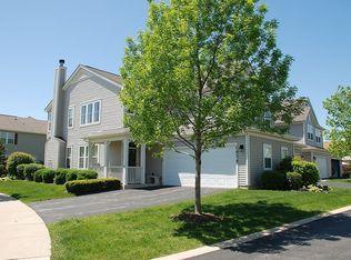 2978 Falling Waters Ln #18, Lindenhurst, IL 60046