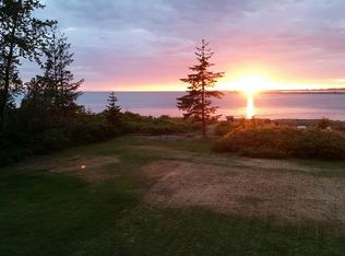 3475 Robertson Rd, Bellingham, WA 98226