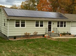 12 Cedar St, Rockfall, CT 06481