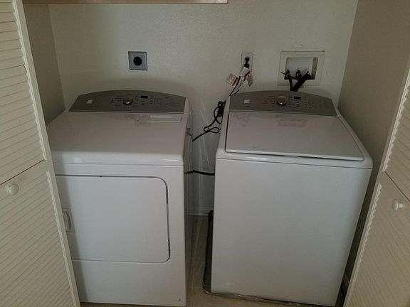 washer & dryer
