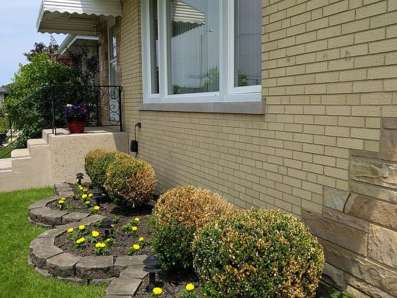 4th image of 4721 N Ozanam Ave
