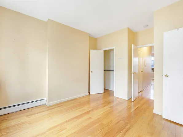 523 Adams Street image 9 of 19