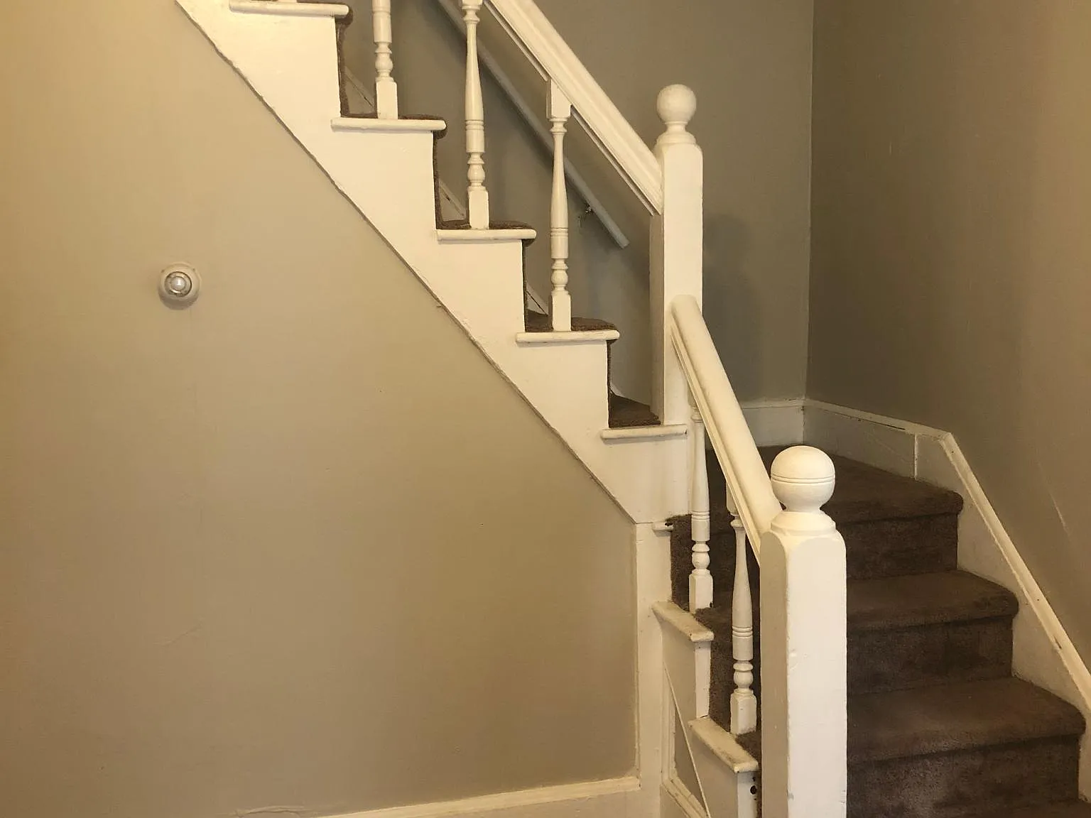 4 bed, 1200 sqft, $1,850 — Photo 3