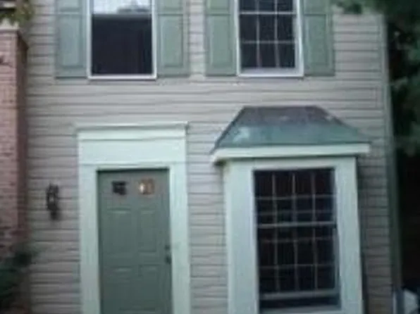 5067 9th St S, Arlington, VA 22204