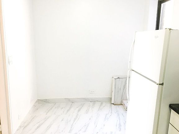 3rd image of 100-25 Queens Blvd #2R