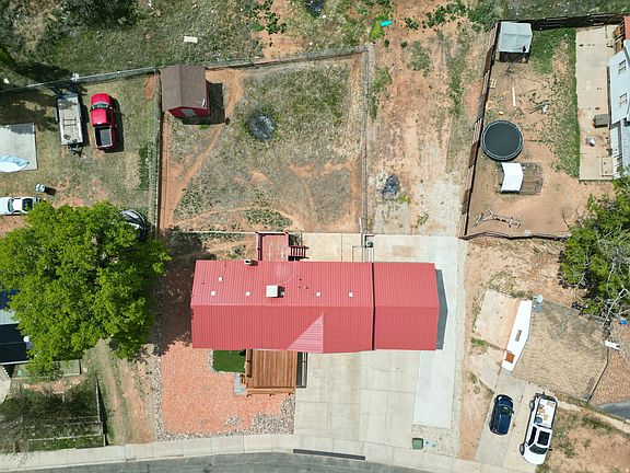 3rd image of 85 N Wendell Ln