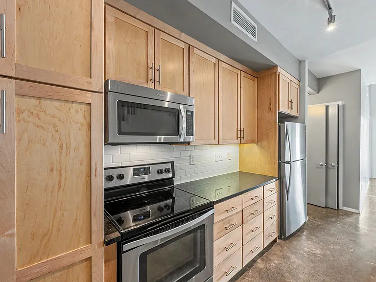 2100 Acklen Flats — Photo 18