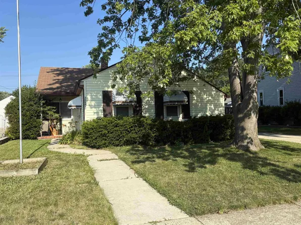 26641 Pattow St, Roseville, MI 48066