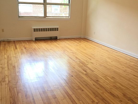 5th image of 15 Schenck Ave #D2