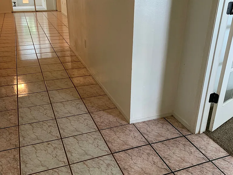 1044 Henson Ct — Photo 34