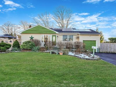 4 Brook Circle, Islip Terrace, NY, 11752