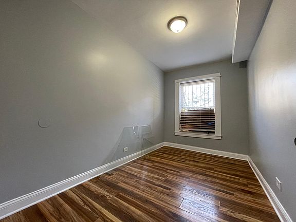 4th image of 5846 S Calumet Ave #1S