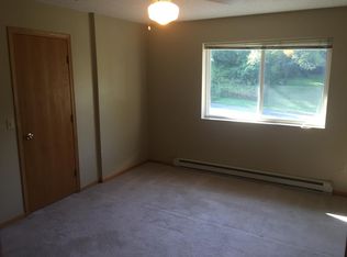 112 W Skyline Pkwy, Duluth, MN 55806