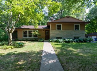 553 W F Ave, Kalamazoo, MI 49009