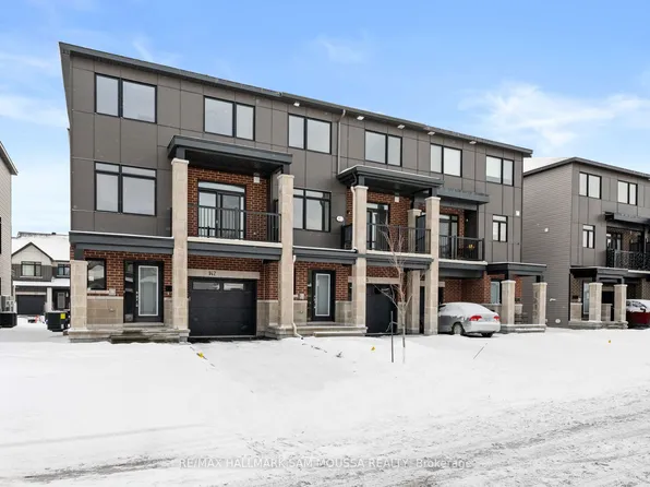 145 Lemon Leaf Ln, Ottawa, ON K1T 0X5