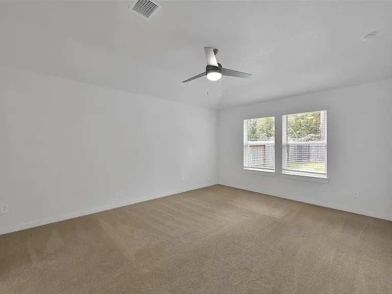 14213 Wonder Lake Ln — Photo 11