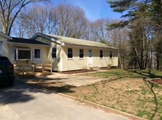 2 Carolee Hts, Uxbridge, MA 01569