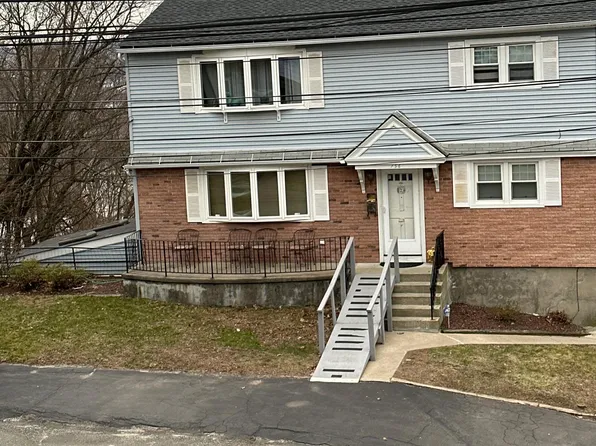 156 Beech St #1, Waterbury, CT 06704