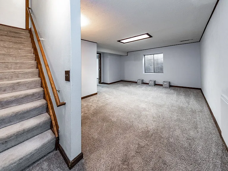 6930 Native Cir — Photo 42