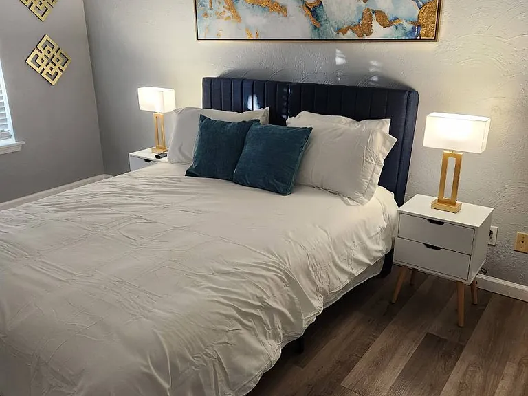 11120 Stratford Dr #211 — Photo 19