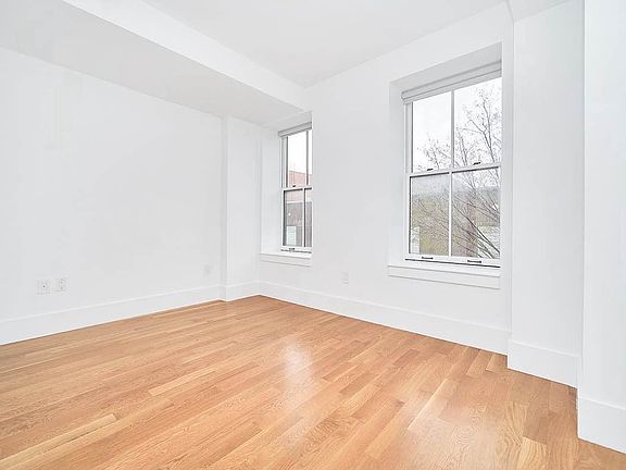 5th image of 100 Steuben St APT 2E