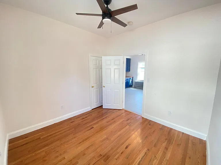 421 Washington St #1 — Photo 9