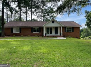 52 Thigpen Rd, Newnan, GA 30263