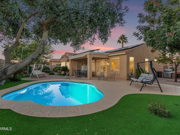 16355 W Desert Lily Dr