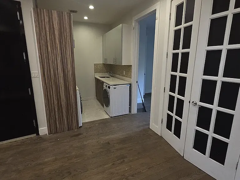 2423 Dean St #2 — Photo 1