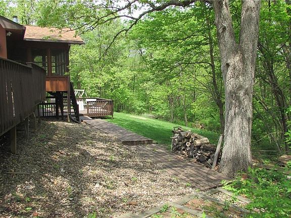 3rd image of 2622 Forest Dr