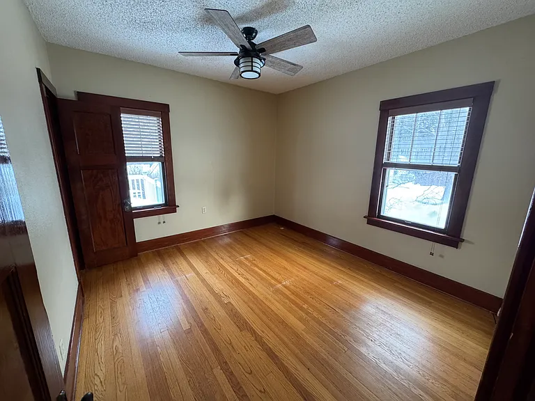 2505 Pennsylvania Ave — Photo 9